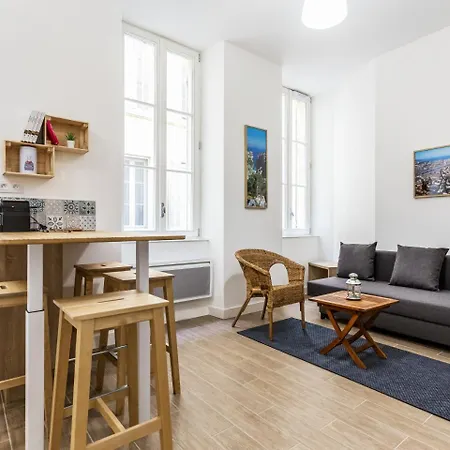 Apartment L'escapade Marseillaise T2 Moderne Avec Cuisine Equipee Et A 5 Min Du Vieux-port Marseille