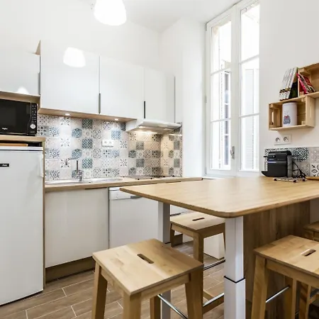 Apartment L'escapade Marseillaise T2 Moderne Avec Cuisine Equipee Et A 5 Min Du Vieux-port