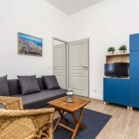L'escapade Marseillaise T2 Moderne Avec Cuisine Equipee Et A 5 Min Du Vieux-port Apartment Marseille