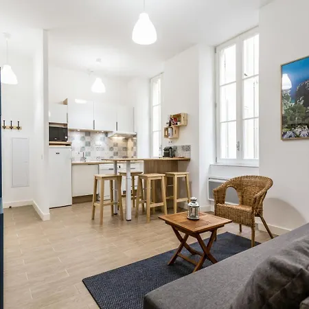 L'escapade Marseillaise T2 Moderne Avec Cuisine Equipee Et A 5 Min Du Vieux-port Apartment